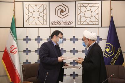 دیدار دبیر شورا و رئیس مرکز ملی فضای مجازی با مدیر حوزه‌های علمیه خواهران