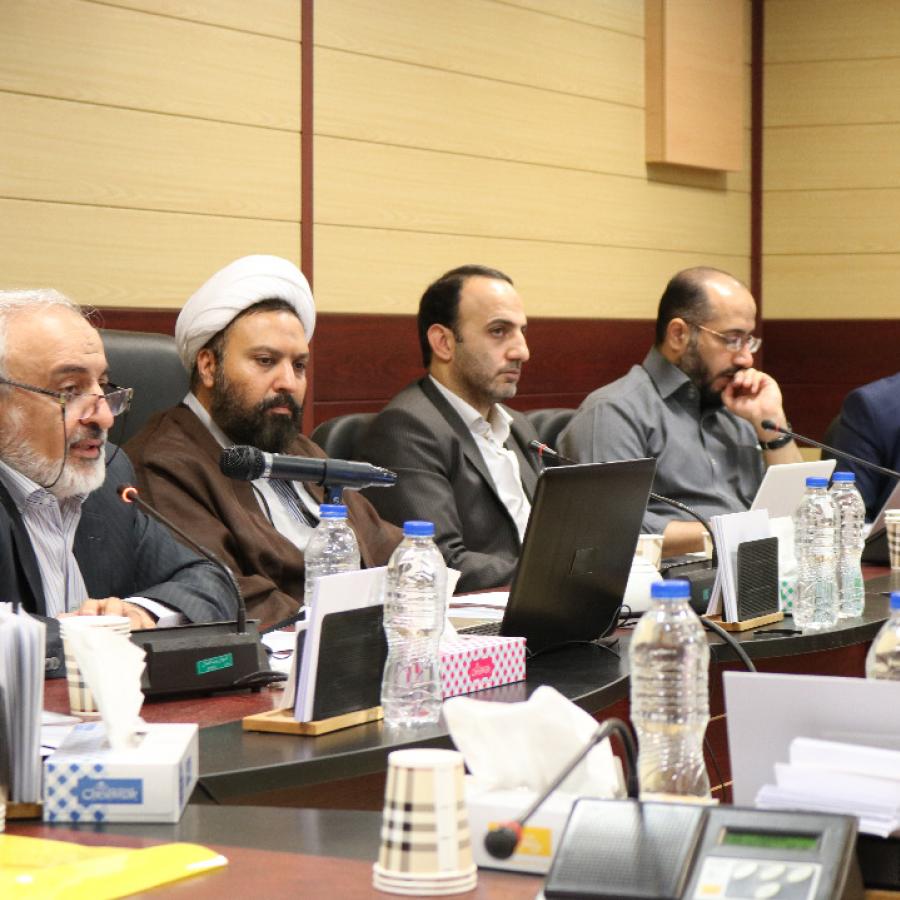  نشست علمی بایسته‌های حکمرانی در فضای مجازی از منظر رهبر معظم انقلاب